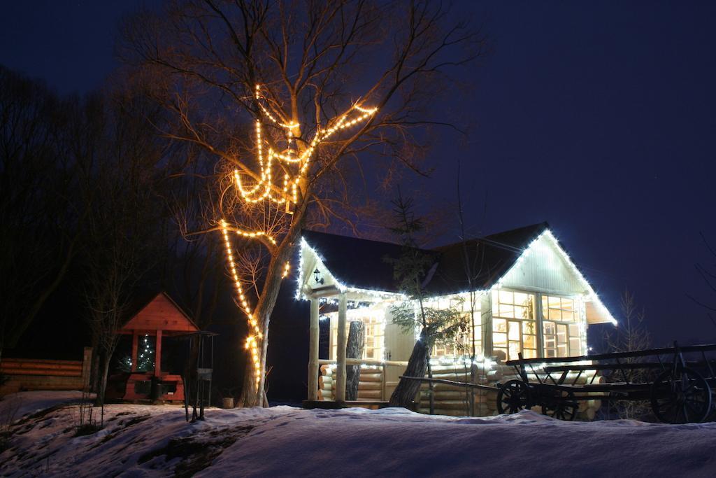 Bozhena Hotel Mykulychyn Exterior photo